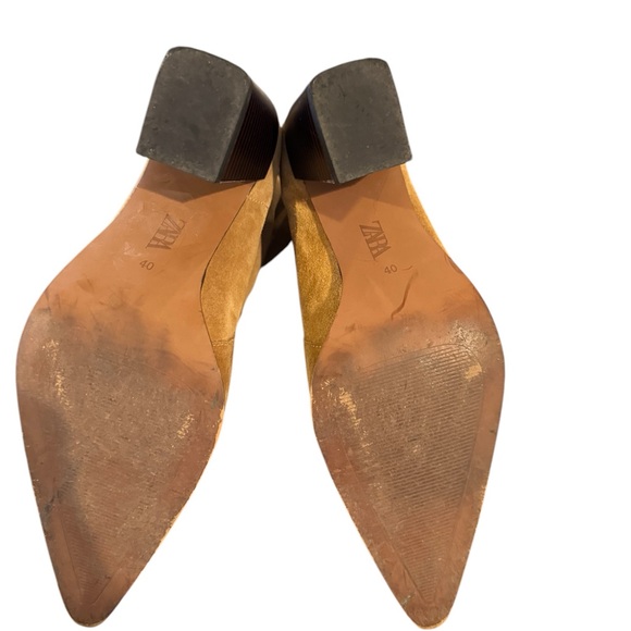 1011 EUC Zara suede boots - Picture 4 of 4